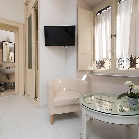 White Borgo *