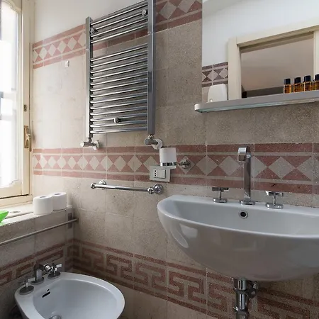 White Borgo * Rom